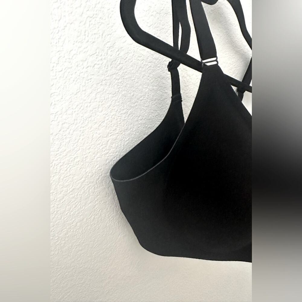 NWOT Black Women's Wire Free Bra/Bralette - Picture 3 of 5